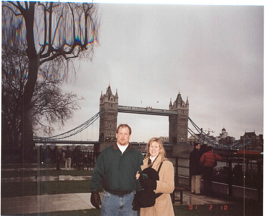 EvanCarolyninLondon.jpg